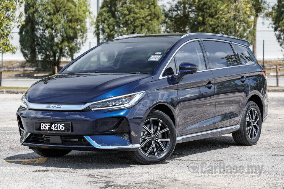 BYD M6 Mk2 Facelift (2024) Exterior