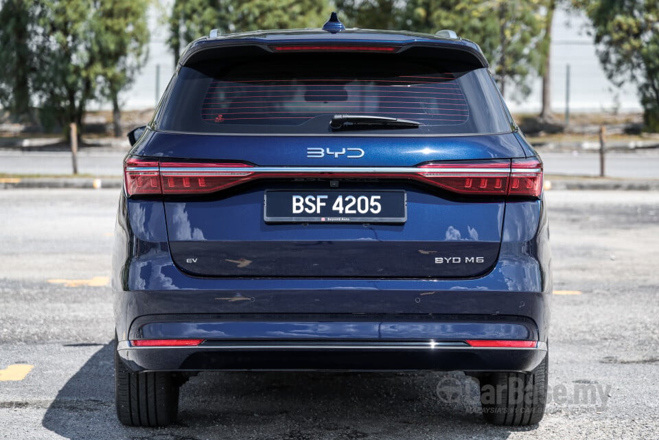 BYD M6 Mk2 Facelift (2024) Exterior
