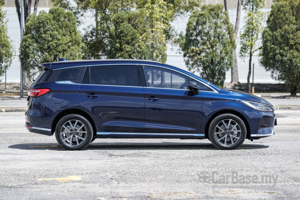 BYD M6 Mk2 Facelift (2024) Exterior
