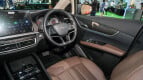 BYD M6 Interior photo