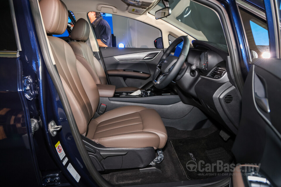BYD M6 Mk2 Facelift (2024) Interior