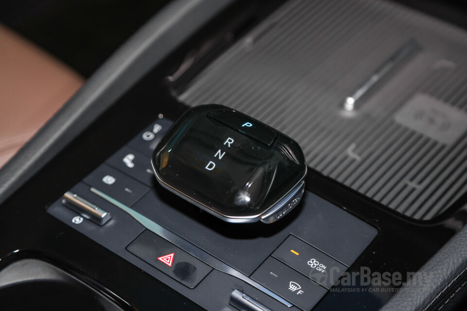 BYD M6 Mk2 Facelift (2024) Interior
