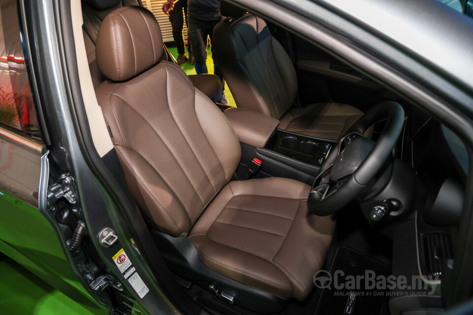 BYD M6 Mk2 Facelift (2024) Interior