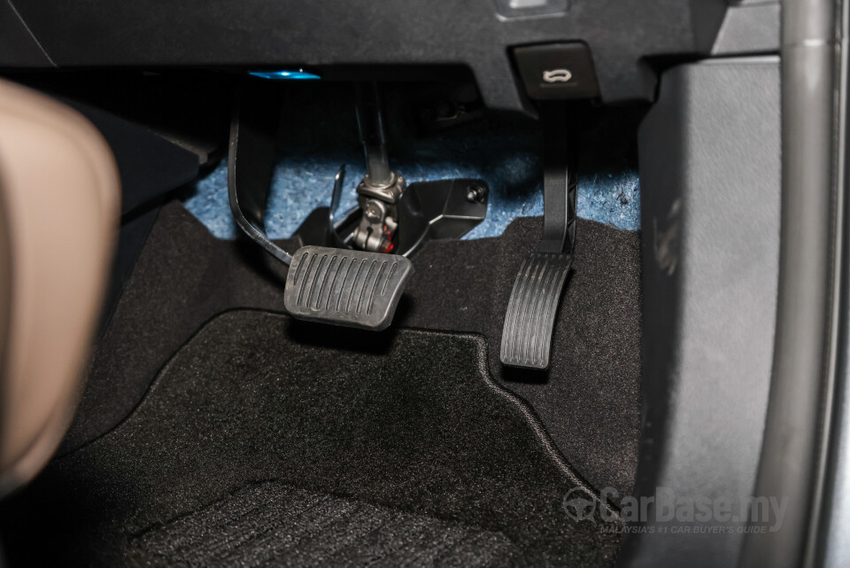 BYD M6 Mk2 Facelift (2024) Interior