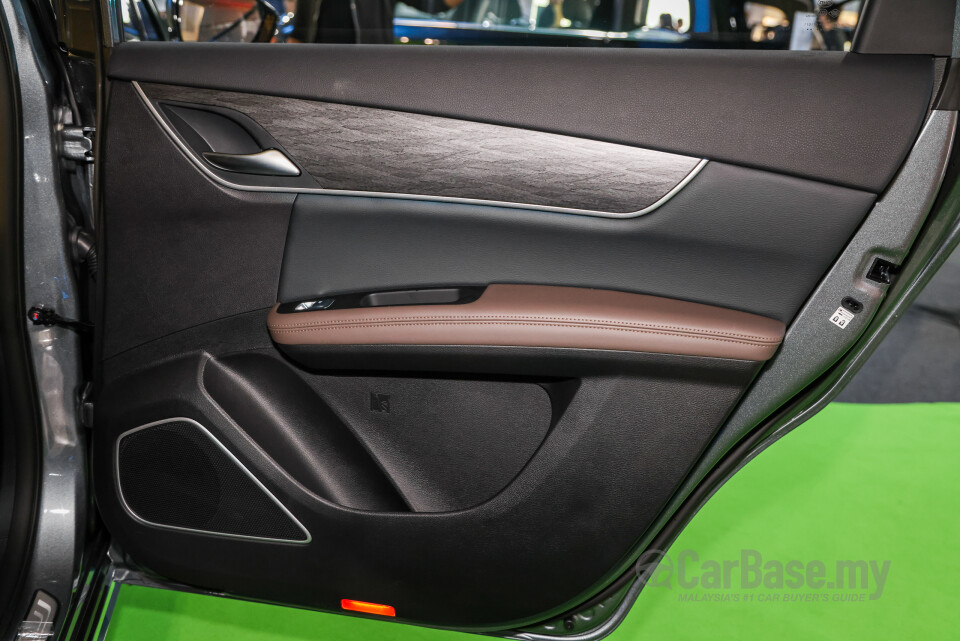 BYD M6 Mk2 Facelift (2024) Interior