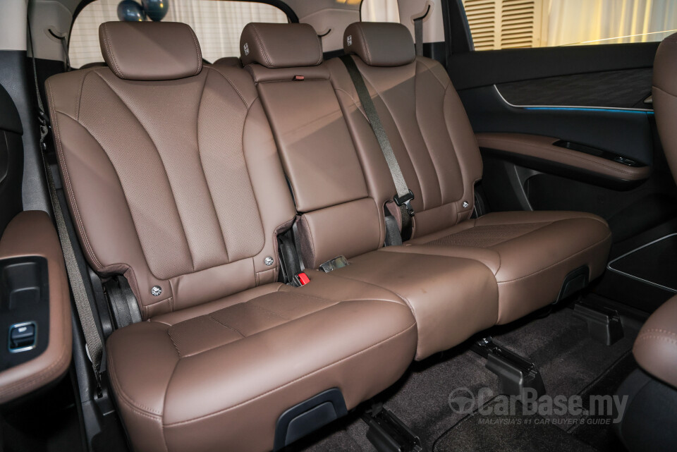 BYD M6 Mk2 Facelift (2024) Interior