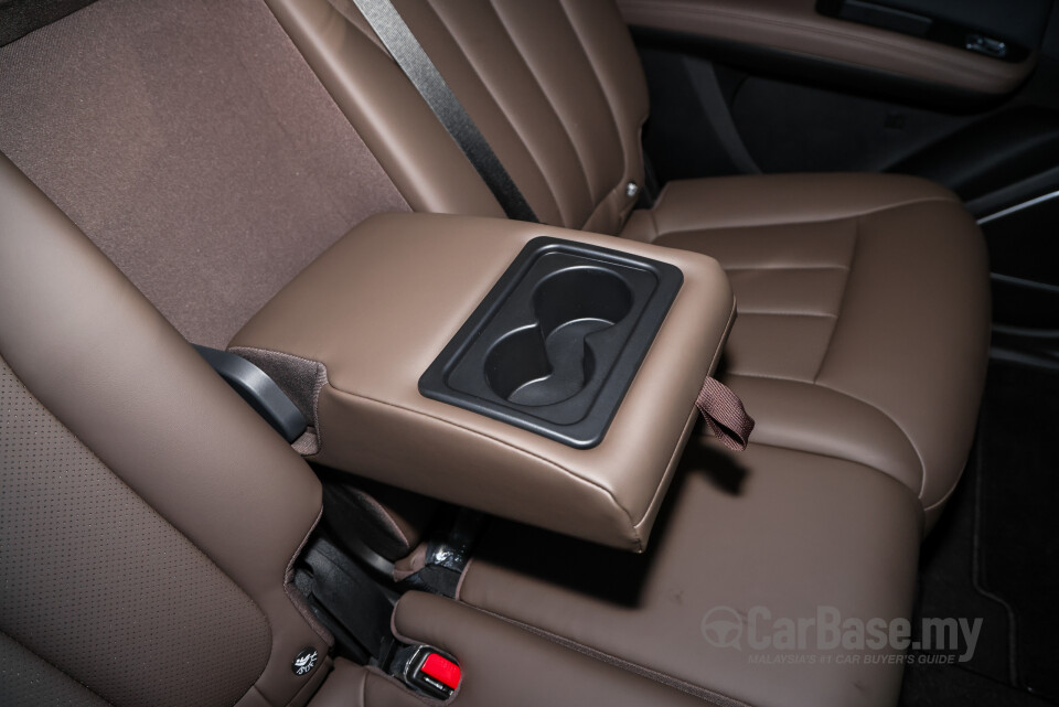 BYD M6 Mk2 Facelift (2024) Interior