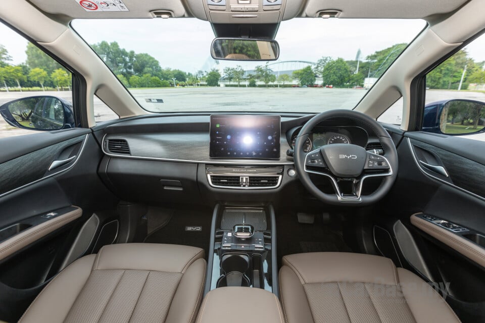 BYD M6 Mk2 Facelift (2024) Interior