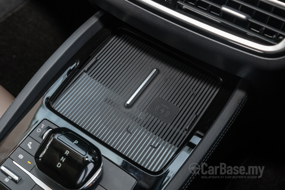 BYD M6 Mk2 Facelift (2024) Interior