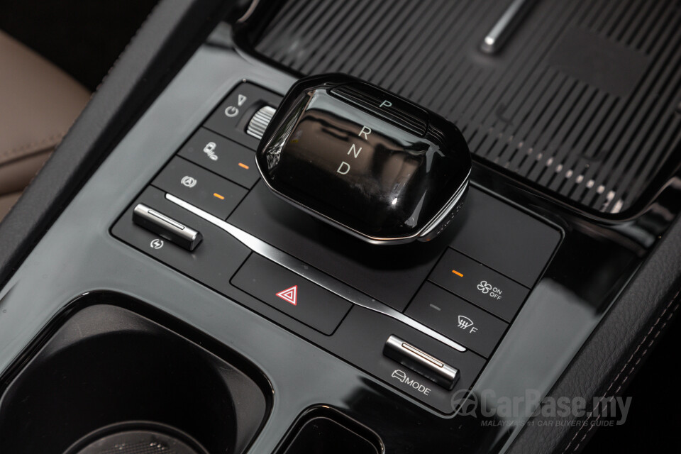 BYD M6 Mk2 Facelift (2024) Interior