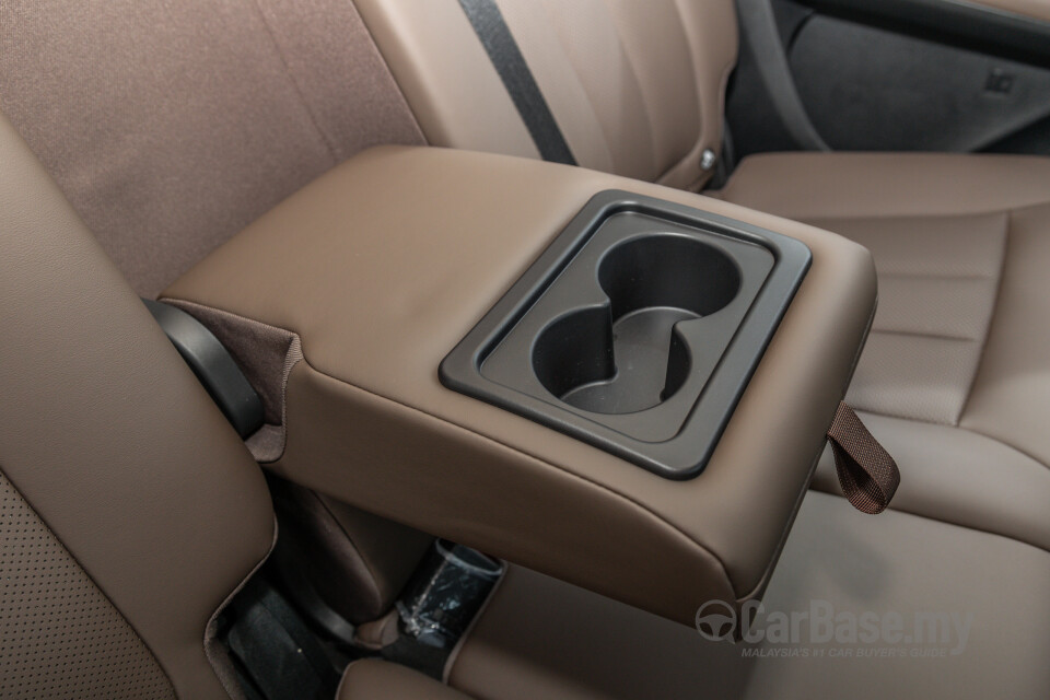 BYD M6 Mk2 Facelift (2024) Interior