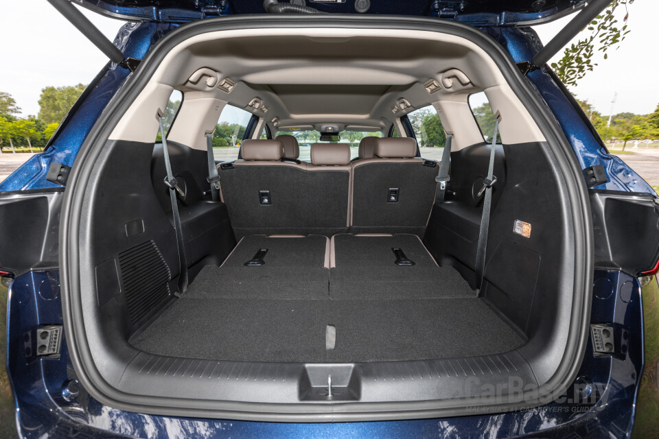 BYD M6 Mk2 Facelift (2024) Interior