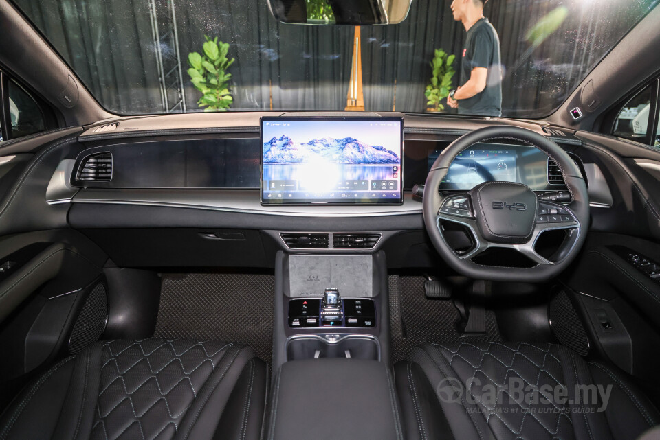 BYD Sealion 7 Mk1 (2024) Interior