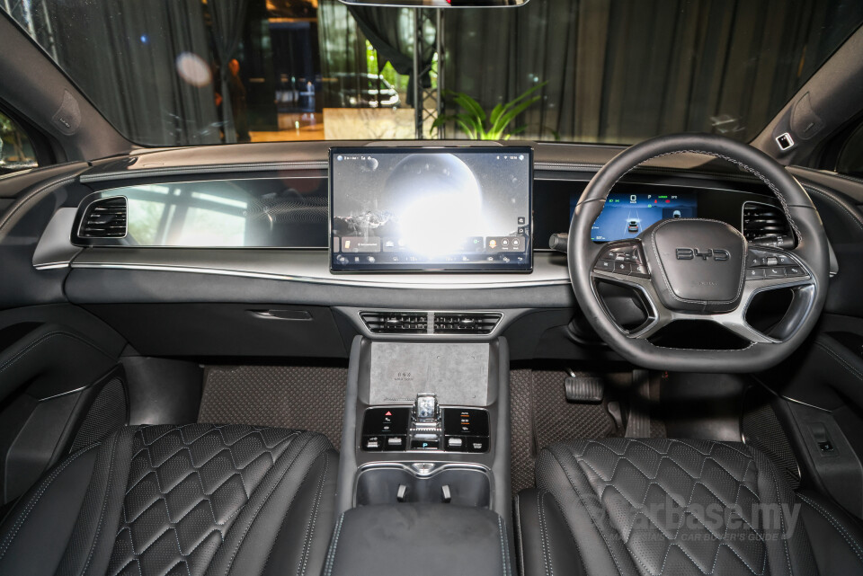 BYD Sealion 7 Mk1 (2024) Interior