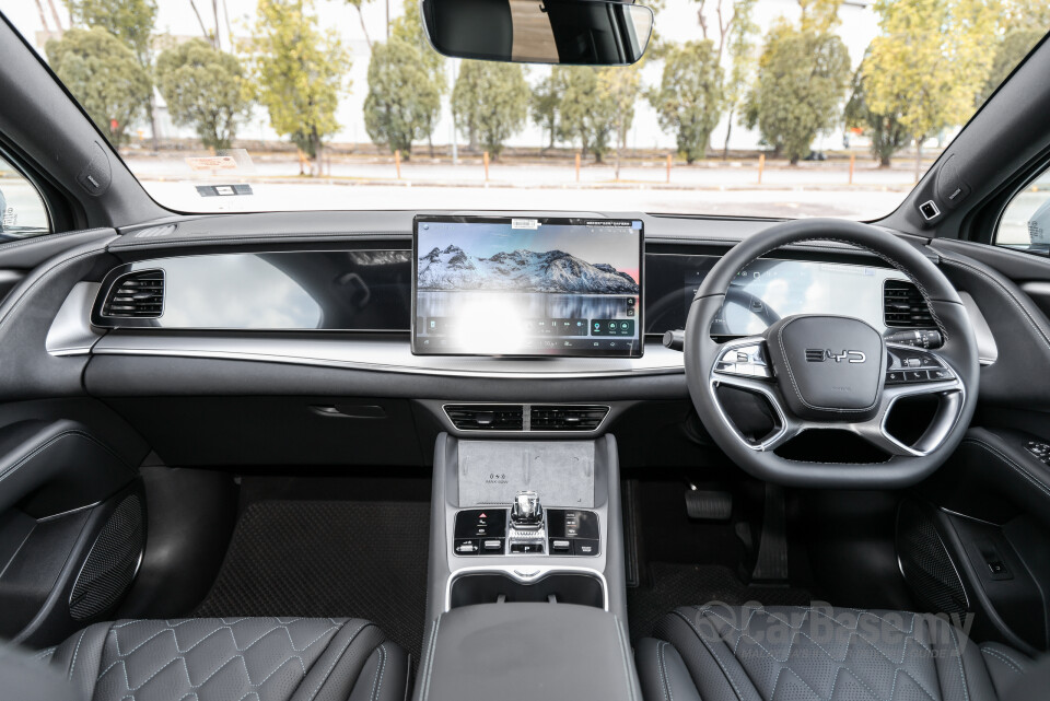 BYD Sealion 7 Mk1 (2024) Interior