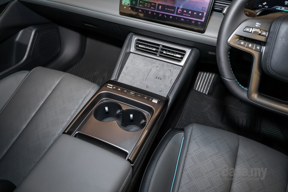 BYD Seal 6 Mk1 (2025) Interior