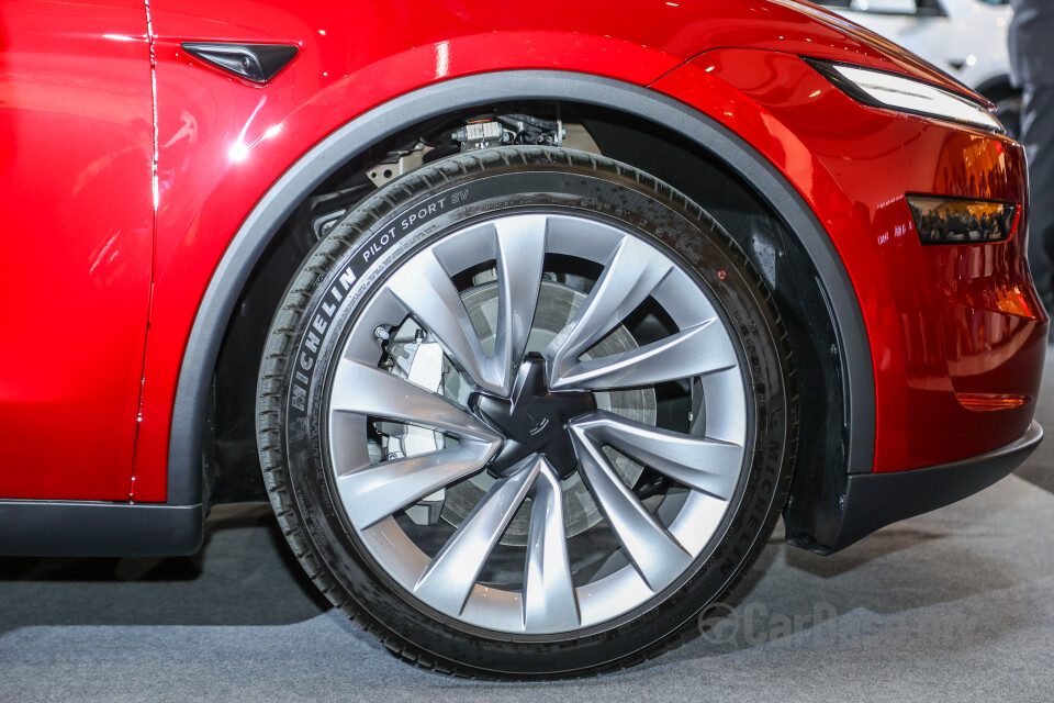 Tesla Model Y Juniper (2025) Exterior