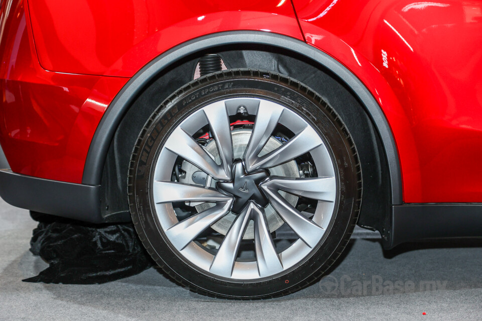 Tesla Model Y Juniper (2025) Exterior