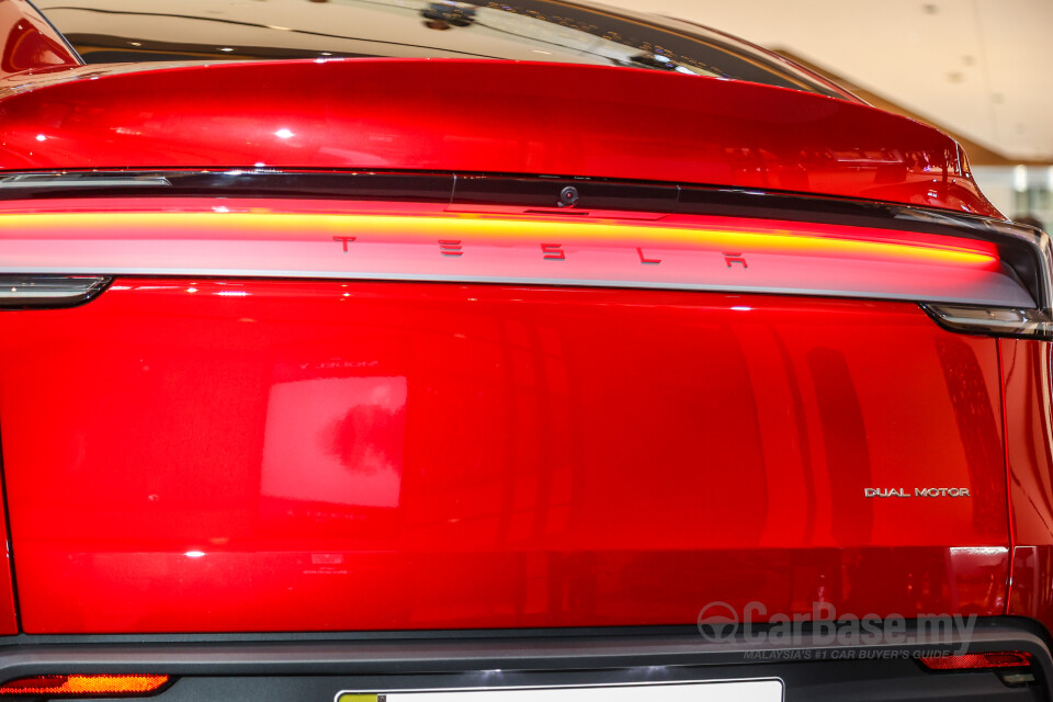 Tesla Model Y Juniper (2025) Exterior
