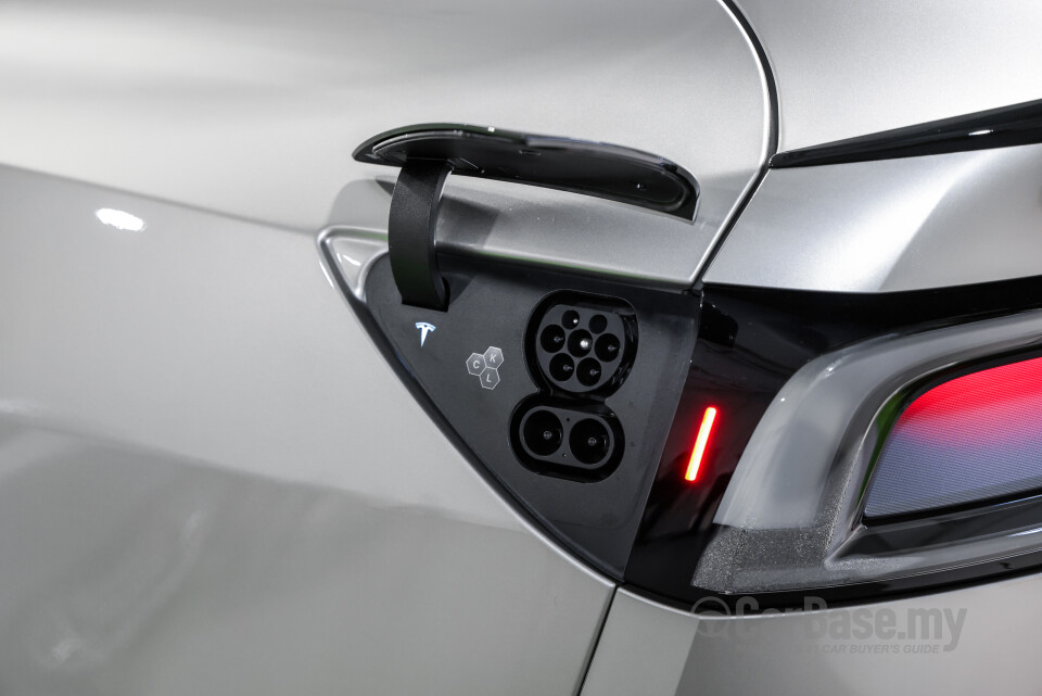 Tesla Model Y Juniper (2025) Exterior