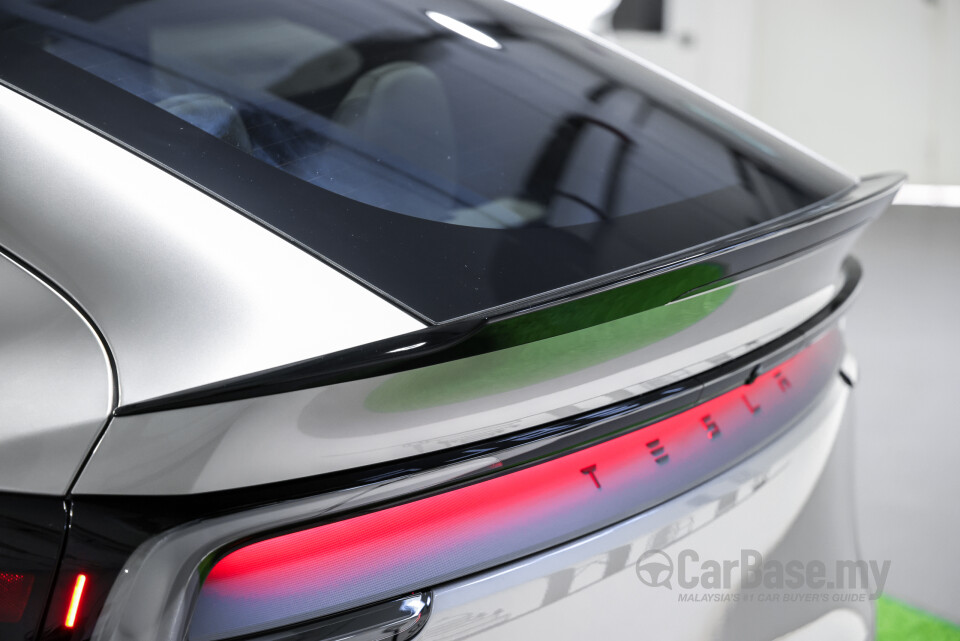 Tesla Model Y Juniper (2025) Exterior