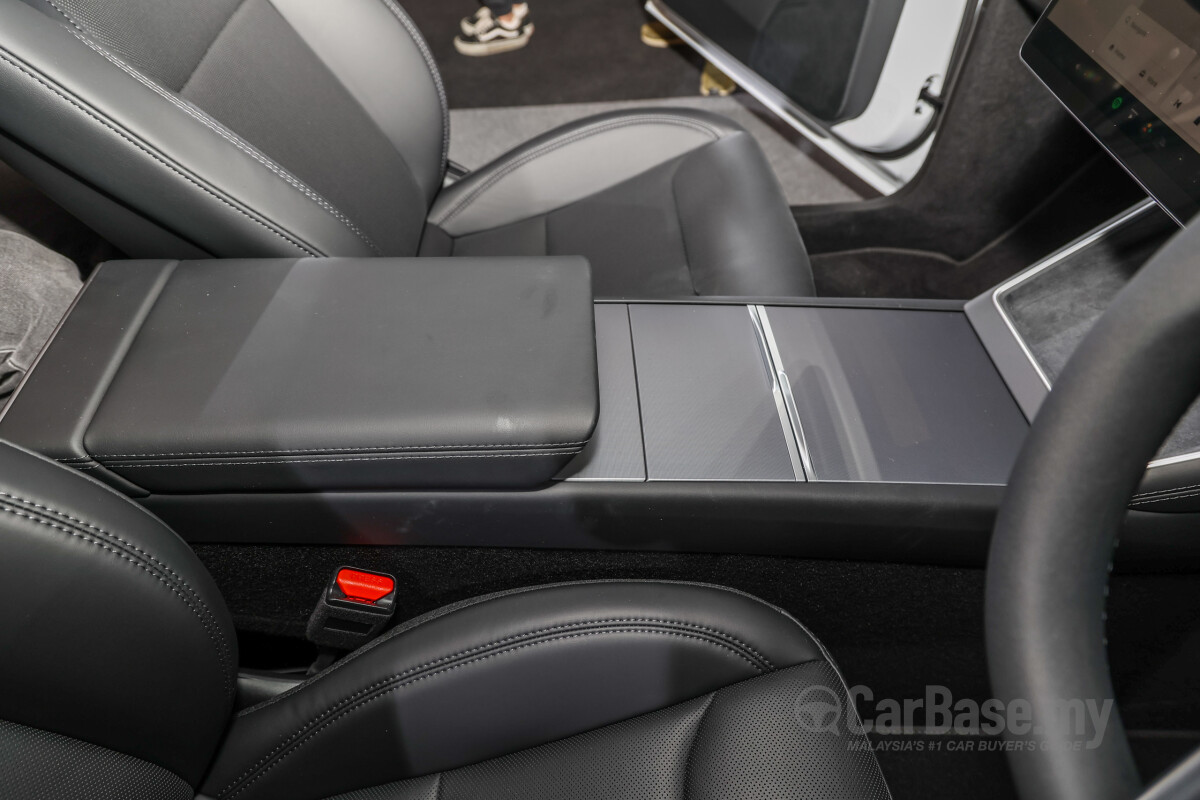 Tesla Model Y Juniper (2025) Interior Image #166114 in Malaysia ...