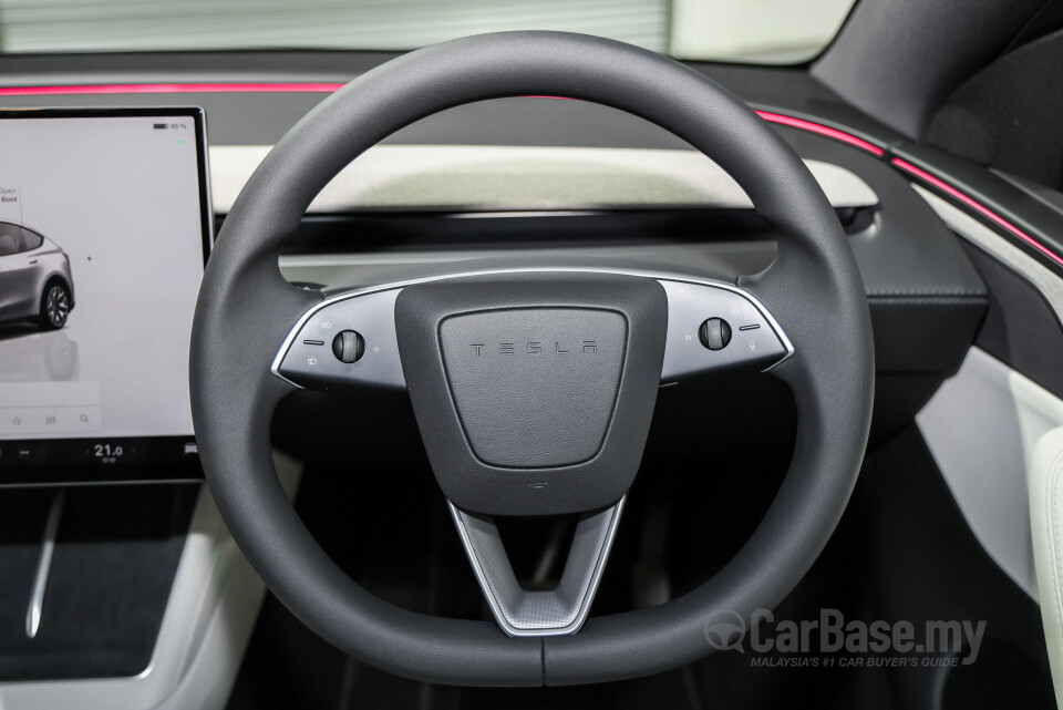 Tesla Model Y Juniper (2025) Interior