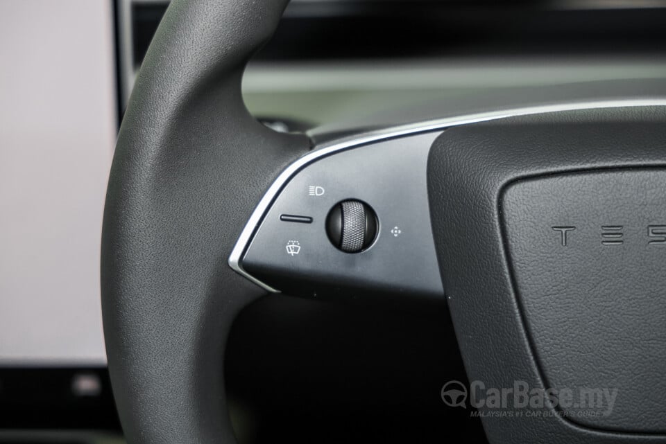 Tesla Model Y Juniper (2025) Interior