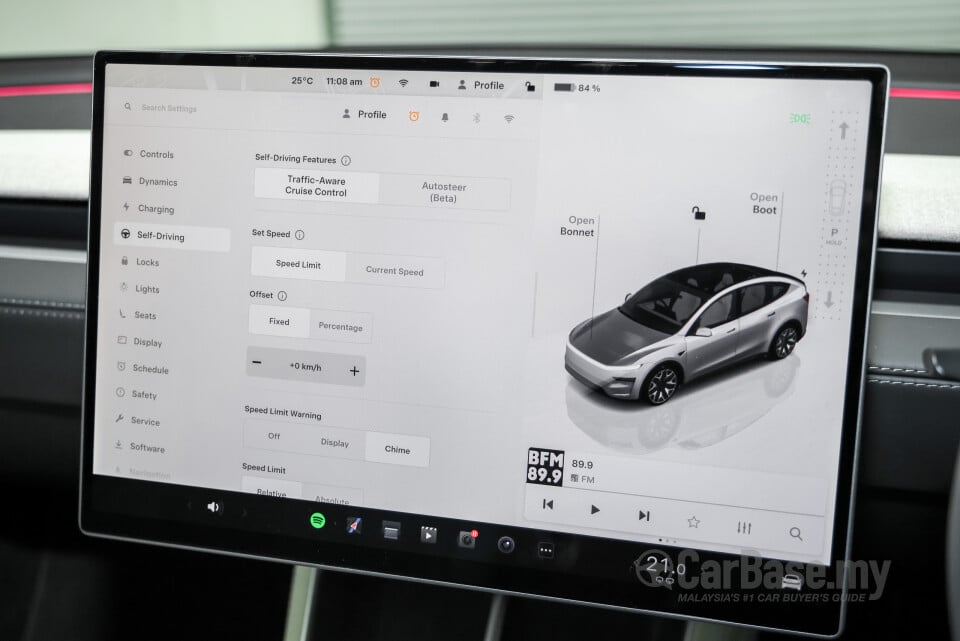 Tesla Model Y Juniper (2025) Interior