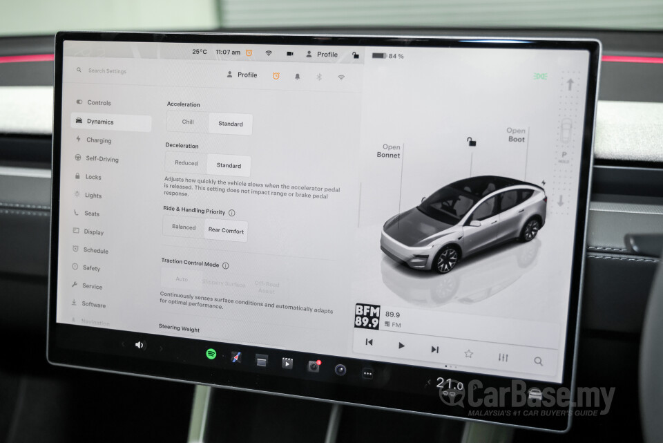 Tesla Model Y Juniper (2025) Interior
