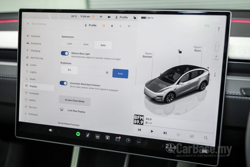 Tesla Model Y Juniper (2025) Interior