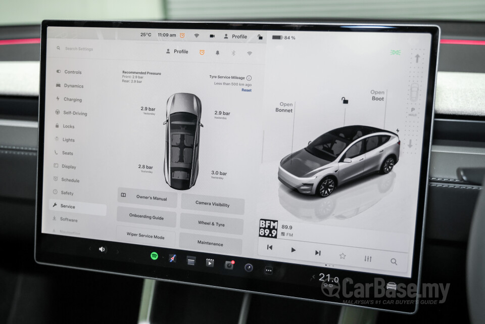 Tesla Model Y Juniper (2025) Interior