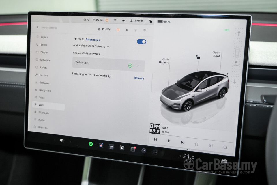 Tesla Model Y Juniper (2025) Interior
