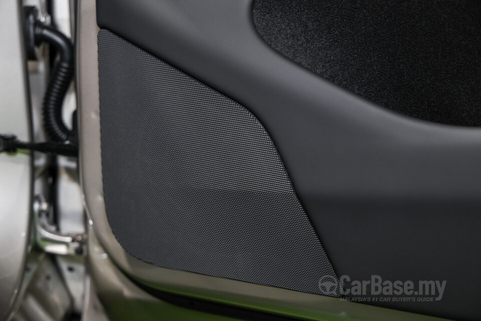 Tesla Model Y Juniper (2025) Interior