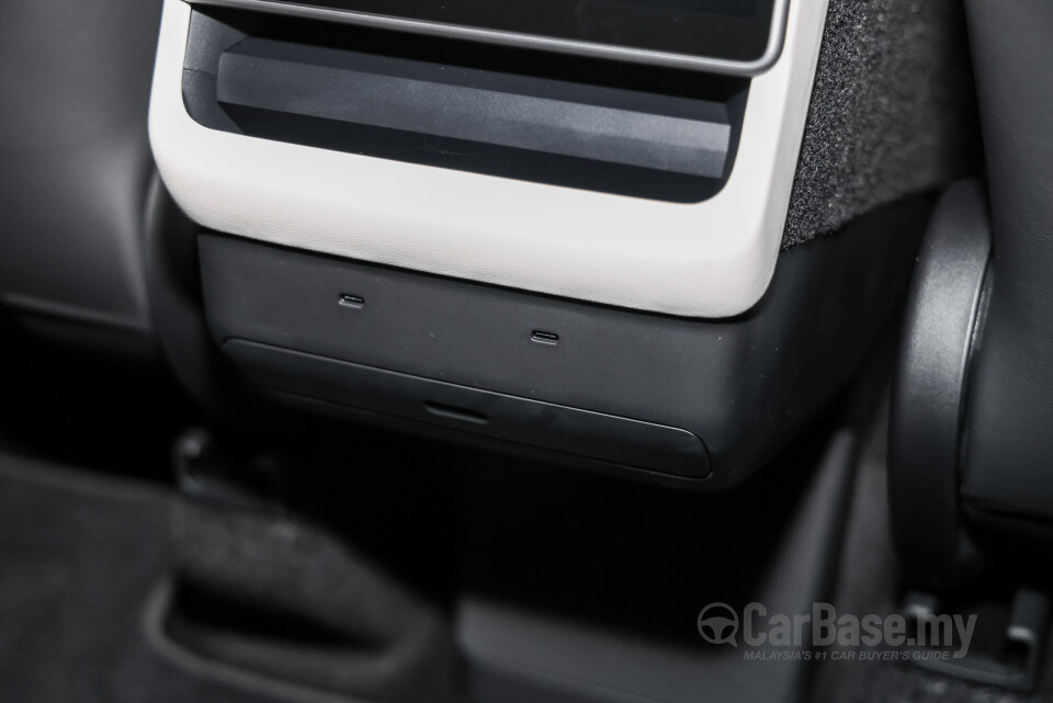 Tesla Model Y Juniper (2025) Interior