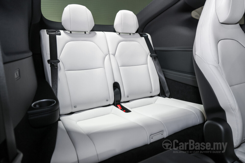 Tesla Model Y Juniper (2025) Interior
