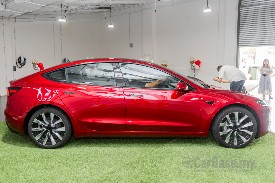 Tesla Model 3 Highland Facelift (2023) Exterior