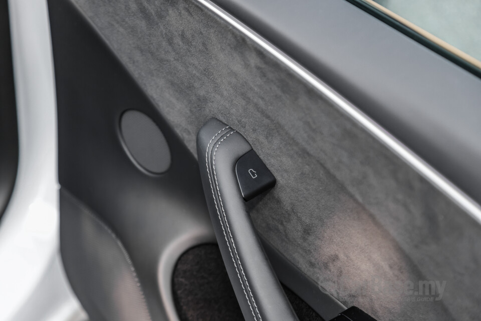 Tesla Model 3 Highland Facelift (2023) Interior