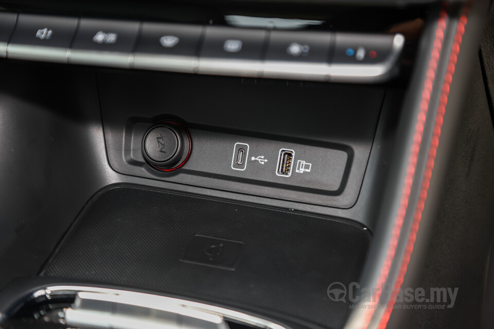 MG ZS EV Mk1 Facelift (2024) Interior