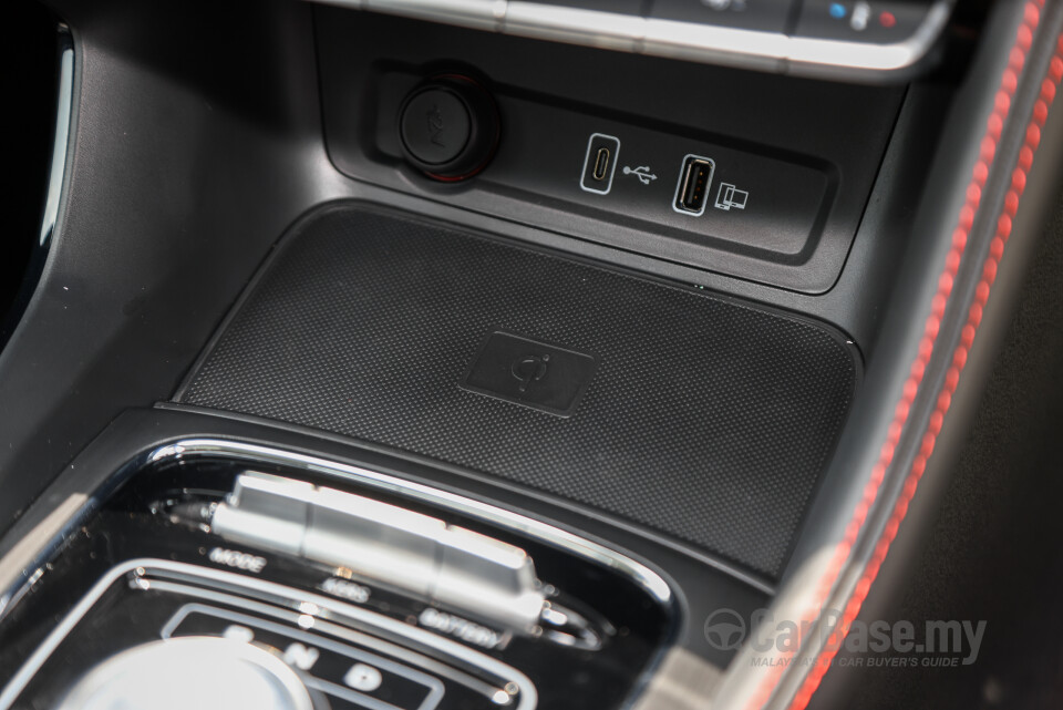 MG ZS EV Mk1 Facelift (2024) Interior