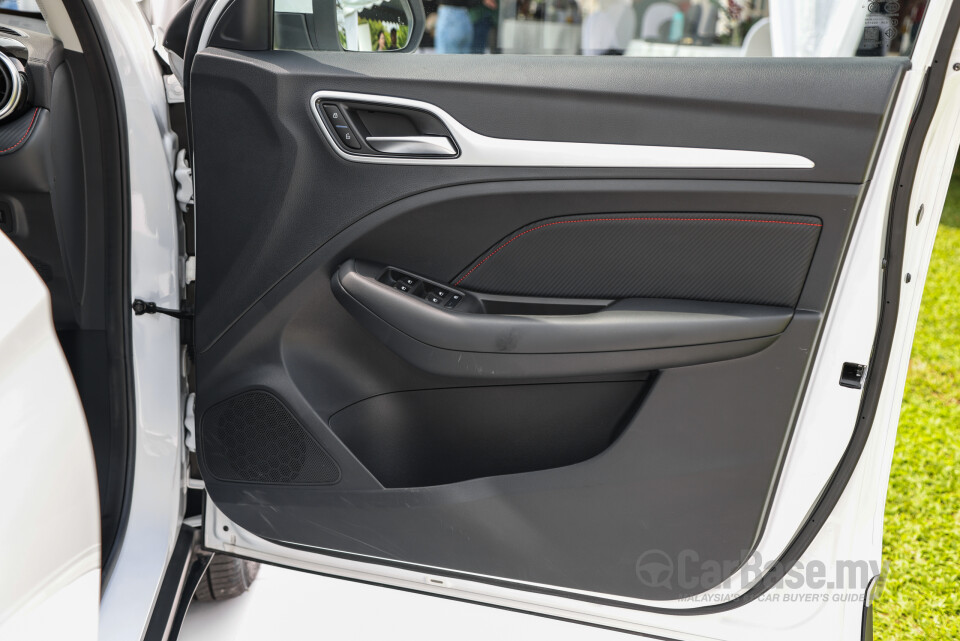 MG ZS EV Mk1 Facelift (2024) Interior