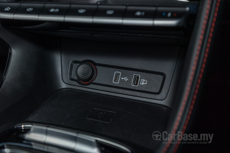 MG ZS EV Mk1 Facelift (2024) Interior