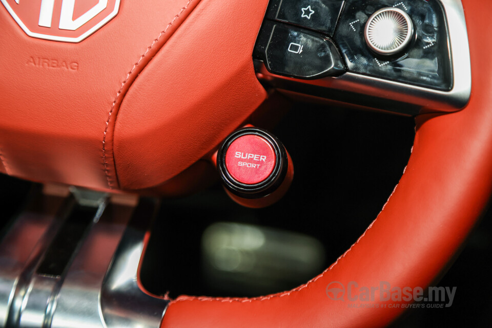MG Cyberster Mk1 (2024) Interior