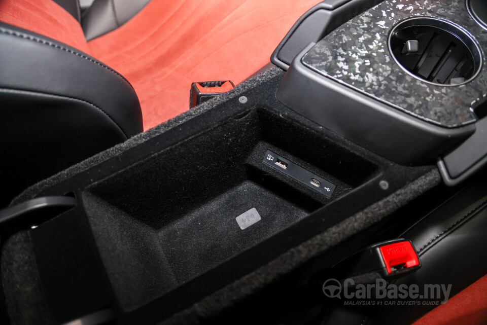 MG Cyberster Mk1 (2024) Interior