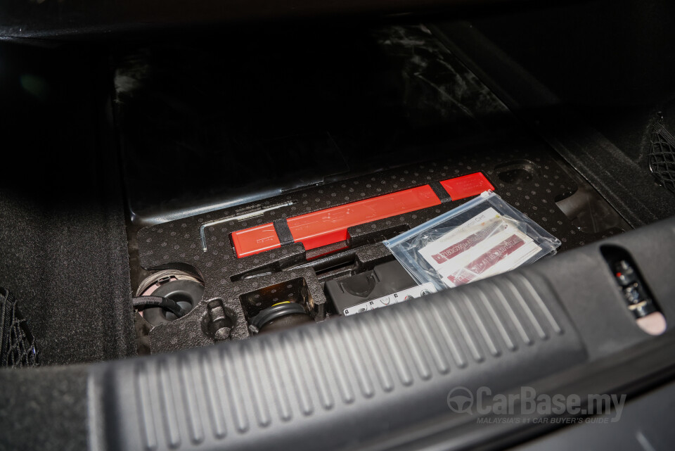 MG Cyberster Mk1 (2024) Interior