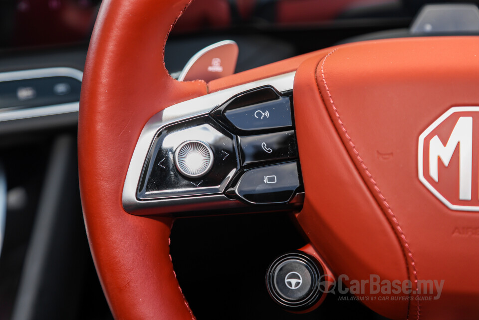 MG Cyberster Mk1 (2024) Interior