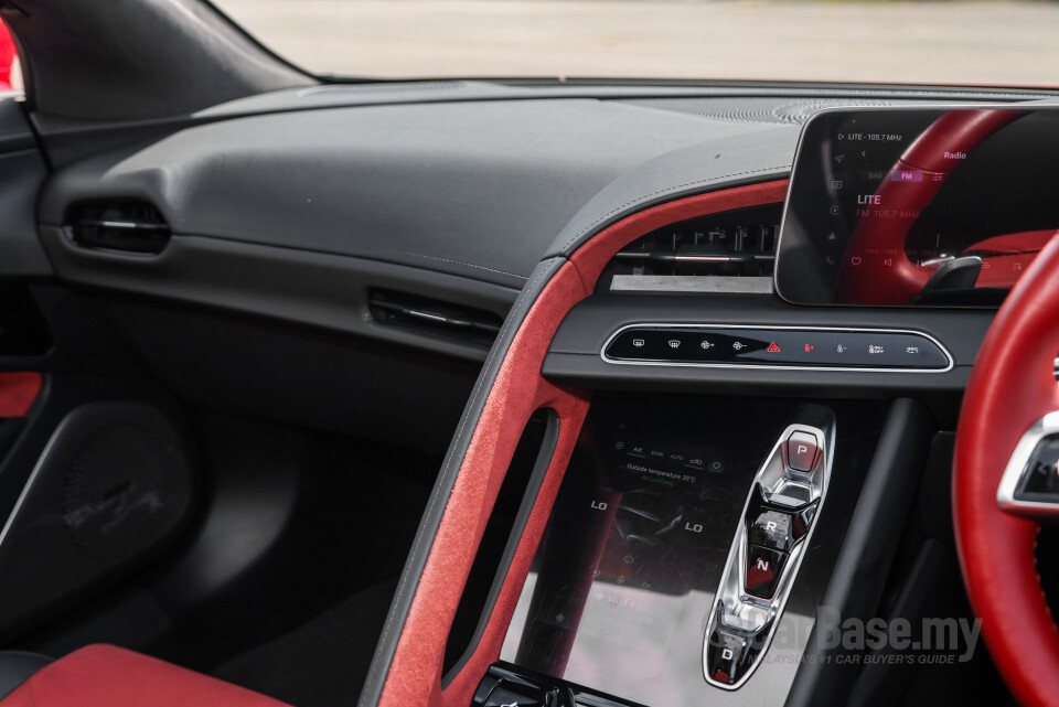 MG Cyberster Mk1 (2024) Interior