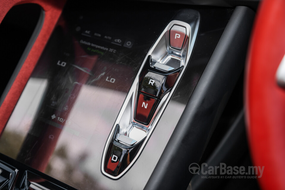 MG Cyberster Mk1 (2024) Interior