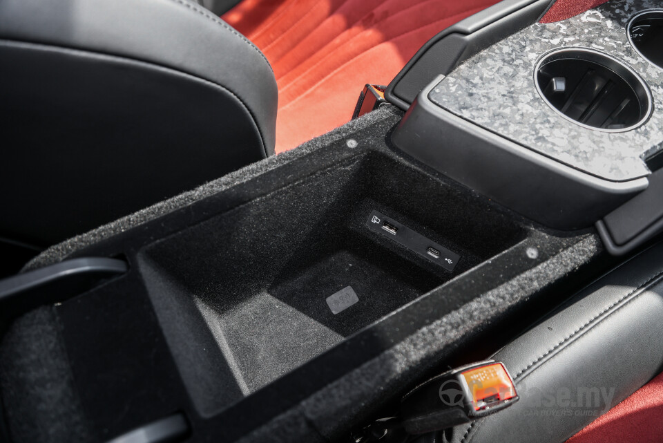 MG Cyberster Mk1 (2024) Interior