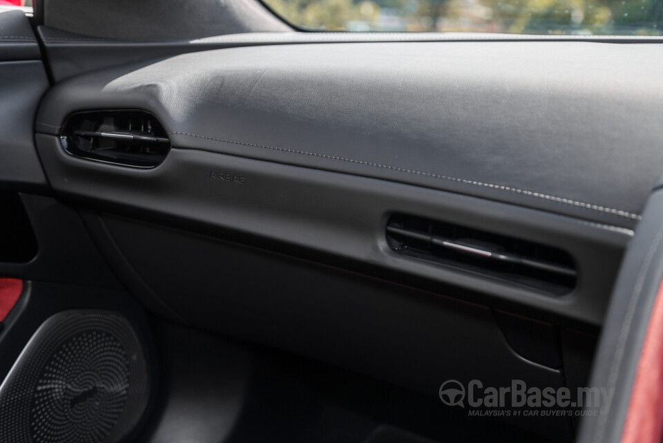 MG Cyberster Mk1 (2024) Interior